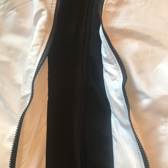 Brand-new NEVER worn Forever 21 men’s Jacket - Picture 6 of 8